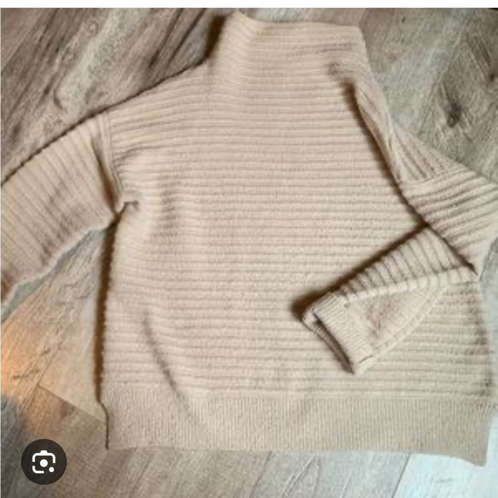 Melloday cream sweater. Mock neck. Ribbed sweater